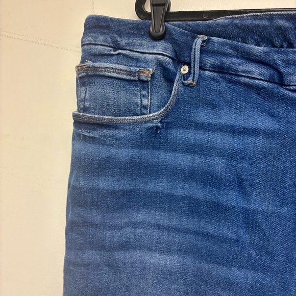 Good American Good Legs Jeans - Picture 3 of 11